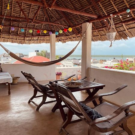Authentic Swahili Style Villa Milele House Ламу Екстериор снимка