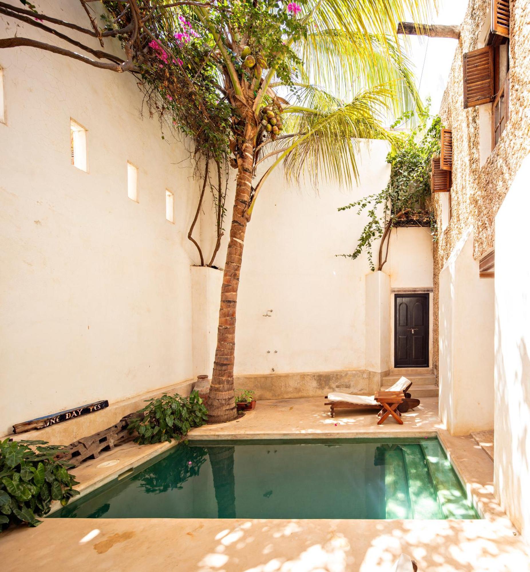 Authentic Swahili Style Villa Milele House Ламу Екстериор снимка