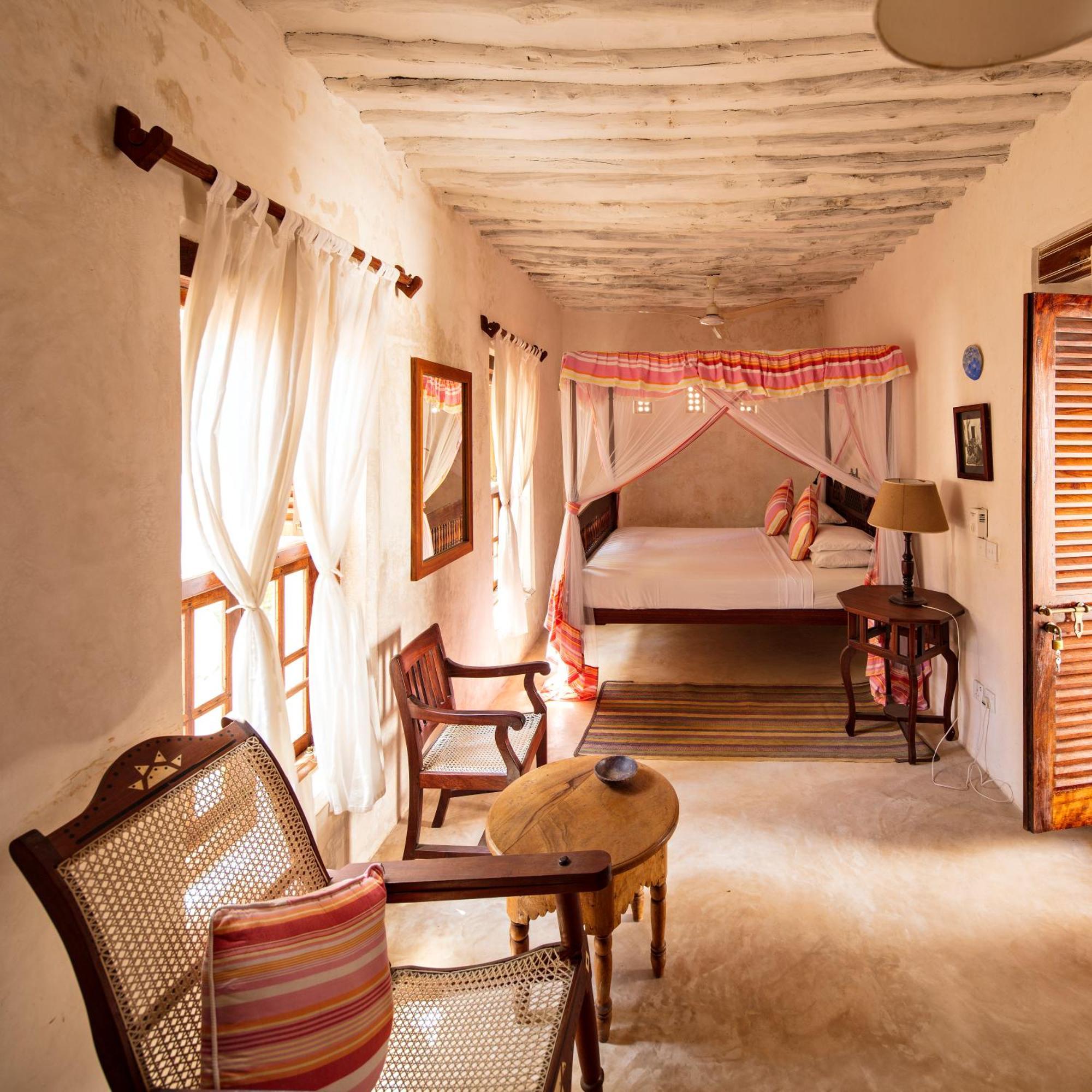 Authentic Swahili Style Villa Milele House Ламу Екстериор снимка