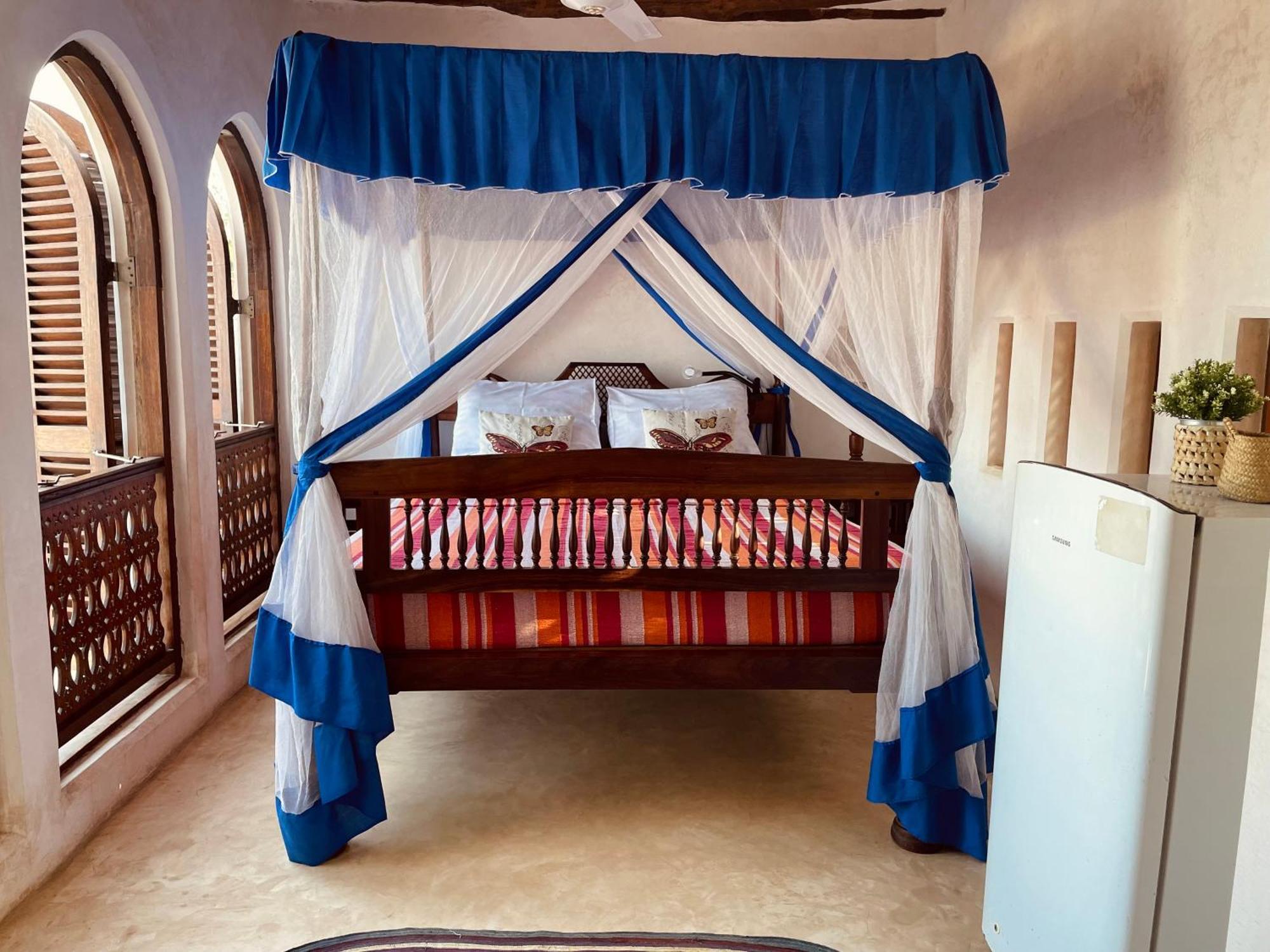Authentic Swahili Style Villa Milele House Ламу Екстериор снимка